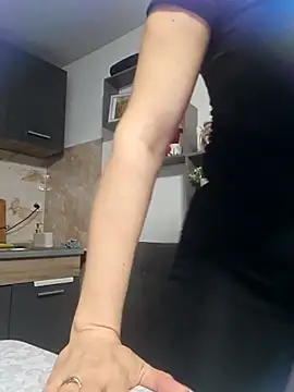 KristenVega online show from 17, 3, 2025