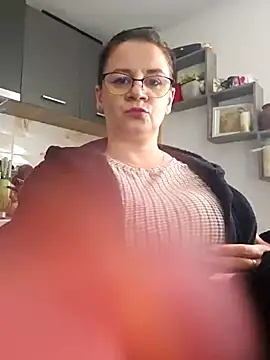 KristenVega online show from 17, 12, 2025