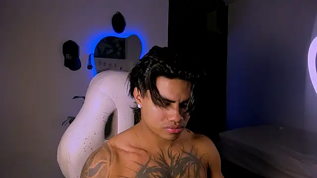 Young laroi online show from 16, 1, 2025