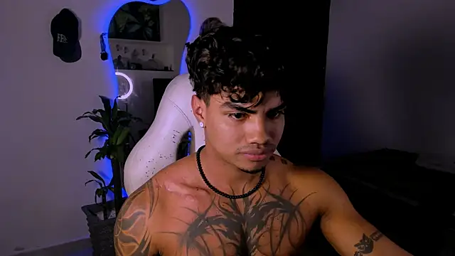 Young laroi online show from 3, 2, 2025