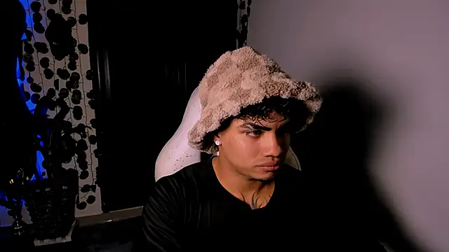 Young laroi online show from 18, 2, 2025