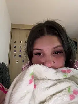 EmilyS   online show from 19, 3, 2025