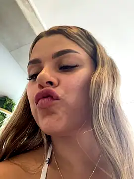 Ninakravis online show from 20, 12, 2025