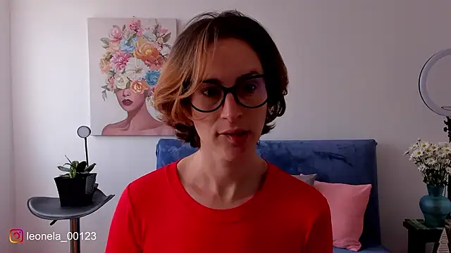 cuddlingbunny online show from 9, 2, 2026