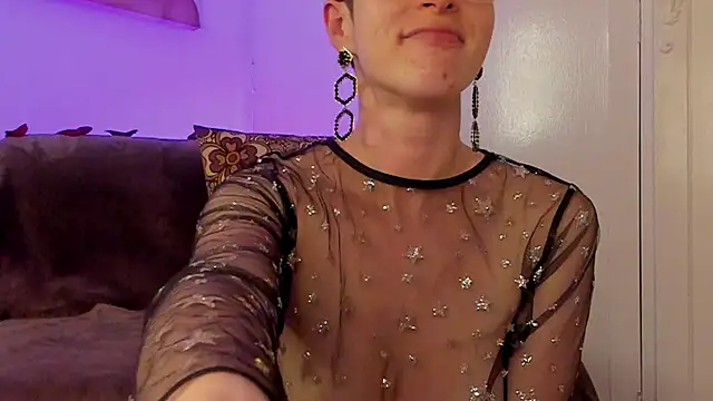 cuddlingbunny online show from 15, 2, 2025