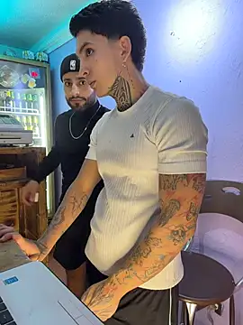  Tomy08calderon online show from 15, 2, 2026