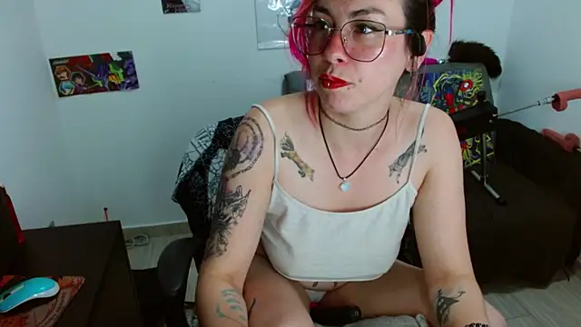 Snapshot of natasha_laulau chatting on 14, 7, 2026 natasha laulau online show from 14, 7, 2026