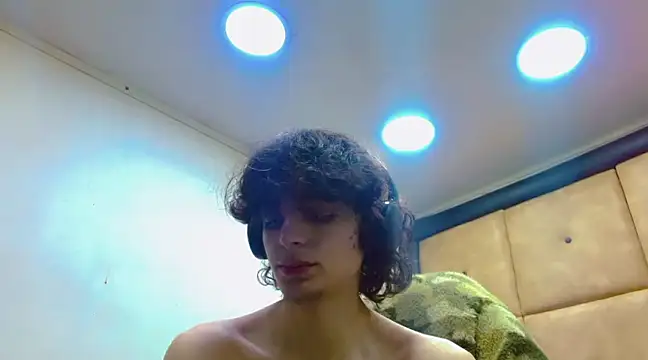 Snapshot of Sr_BonnyEthan chatting on 21, 2, 2025 Sr BonnyEthan online show from 21, 2, 2025