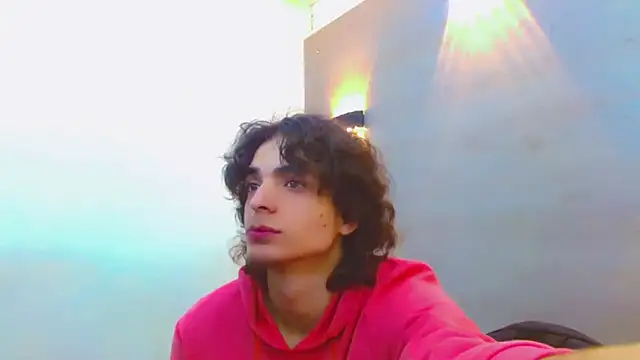 Snapshot of Sr_BonnyEthan chatting on 29, 9, 2025 Sr BonnyEthan online show from 29, 9, 2025