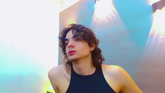 Snapshot of Sr_BonnyEthan chatting on 22, 10, 2025 Sr BonnyEthan online show from 22, 10, 2025