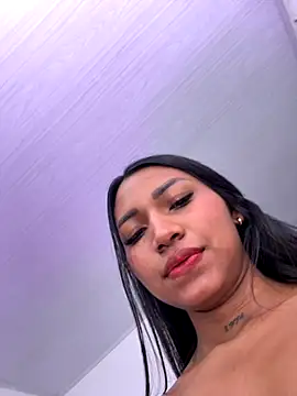 Barbiebrunette  online show from 14, 9, 2025