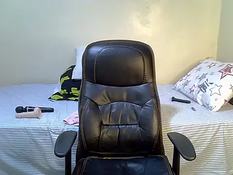 QueenJelly Sexy online show from 25, 2, 2026