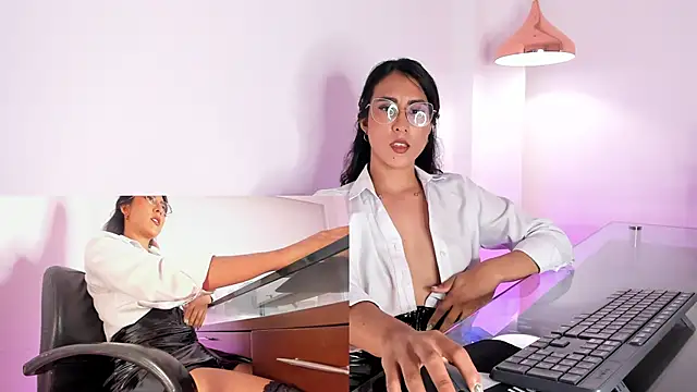 Snapshot of DaraBeckett chatting on 25, 2, 2025 DaraBeckett online show from 25, 2, 2025