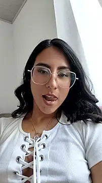 DaraBeckett online show from 3, 5, 2026