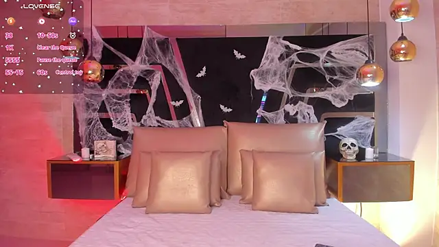 Snapshot of DaraBeckett chatting on 31, 10, 2025 DaraBeckett online show from 31, 10, 2025