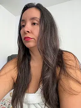 emely sexx20 online show from 10, 6, 2026