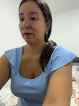 emely sexx20 online show from 23, 6, 2026
