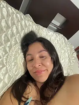 emely sexx20 online show from 2, 3, 2026