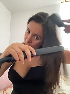 emely sexx20 online show from 9, 7, 2026