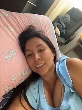emely sexx20 online show from 4, 6, 2026