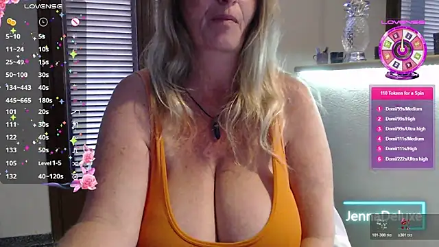 JennaDeluxe online show from 12, 5, 2026