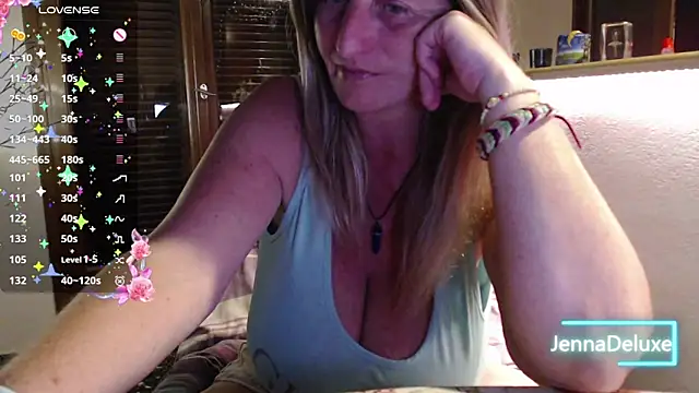 JennaDeluxe online show from 28, 5, 2026