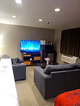 mollyfourtune online show from 6, 1, 2026