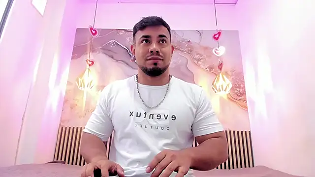 Snapshot of BrianMalonee chatting on 25, 3, 2026 BrianMalonee online show from 25, 3, 2026