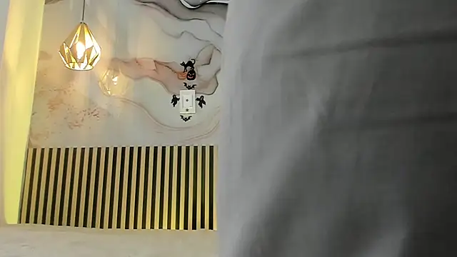 Snapshot of BrianMalonee chatting on 11, 11, 2025 BrianMalonee online show from 11, 11, 2025