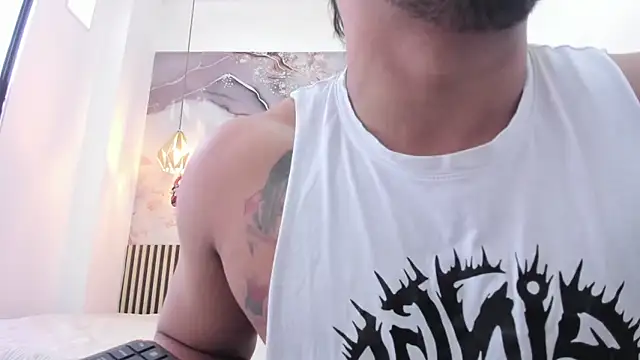 Snapshot of BrianMalonee chatting on 1, 12, 2025 BrianMalonee online show from 1, 12, 2025