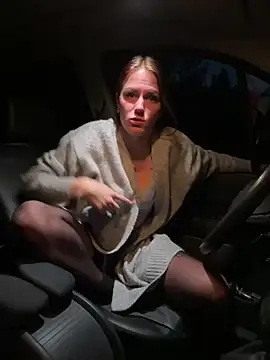 selenaluvv online show from 26, 12, 2024