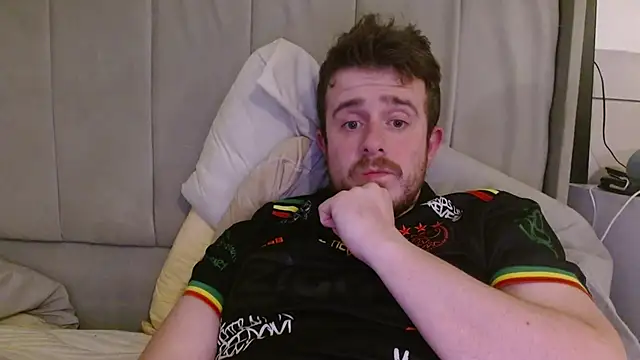 maxy49 online show from 14, 11, 2025