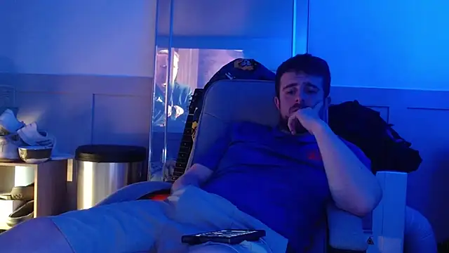 maxy49 online show from 9, 11, 2025