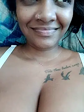 Indianqueen03 online show from 15, 1, 2026