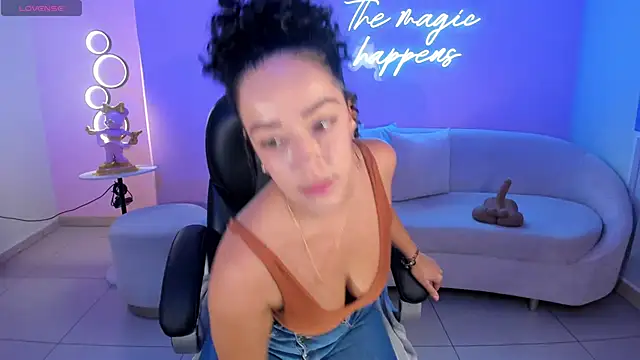 AlessaRomero online show from 20, 10, 2025