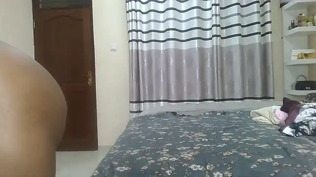 Fine assie online show from 14, 12, 2025