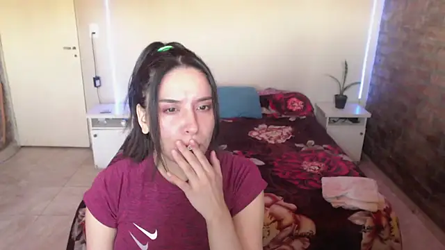 KityEstrover online show from 2, 12, 2024