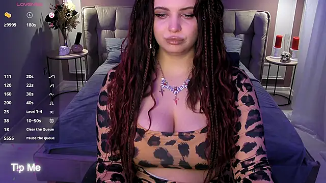 Miss Maya Mils online show from 27, 2, 2026