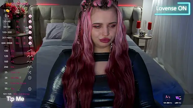 Snapshot of Miss_Maya_Mils chatting on 12, 3, 2025 Miss Maya Mils online show from 12, 3, 2025