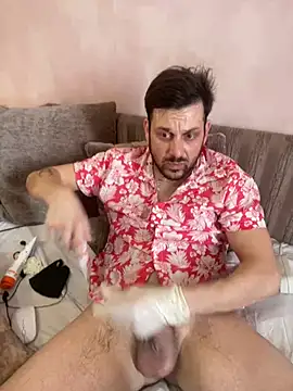 MaeltraJoy online show from 28, 2, 2025