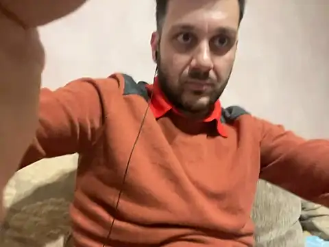 MaeltraJoy online show from 2, 2, 2025