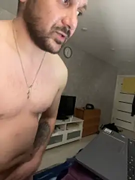 MaeltraJoy online show from 5, 4, 2026