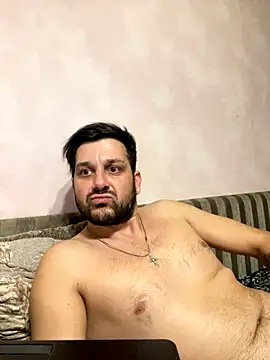 MaeltraJoy online show from 7, 10, 2025