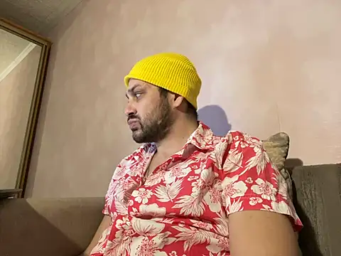 MaeltraJoy online show from 13, 12, 2024