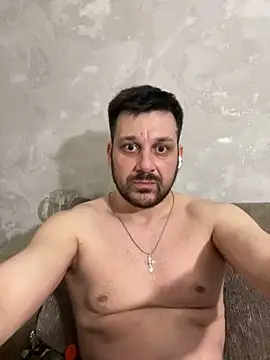 MaeltraJoy online show from 6, 4, 2026