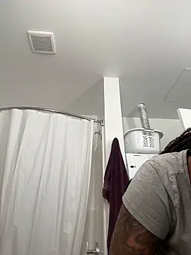 Your Paris online show from 21, 11, 2025