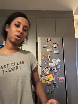 Your Paris online show from 15, 12, 2025