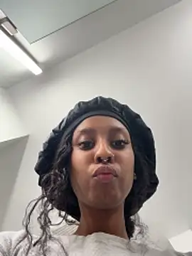 Your Paris online show from 22, 2, 2026