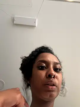 Your Paris online show from 19, 12, 2025