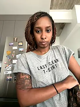 Your Paris online show from 20, 9, 2025